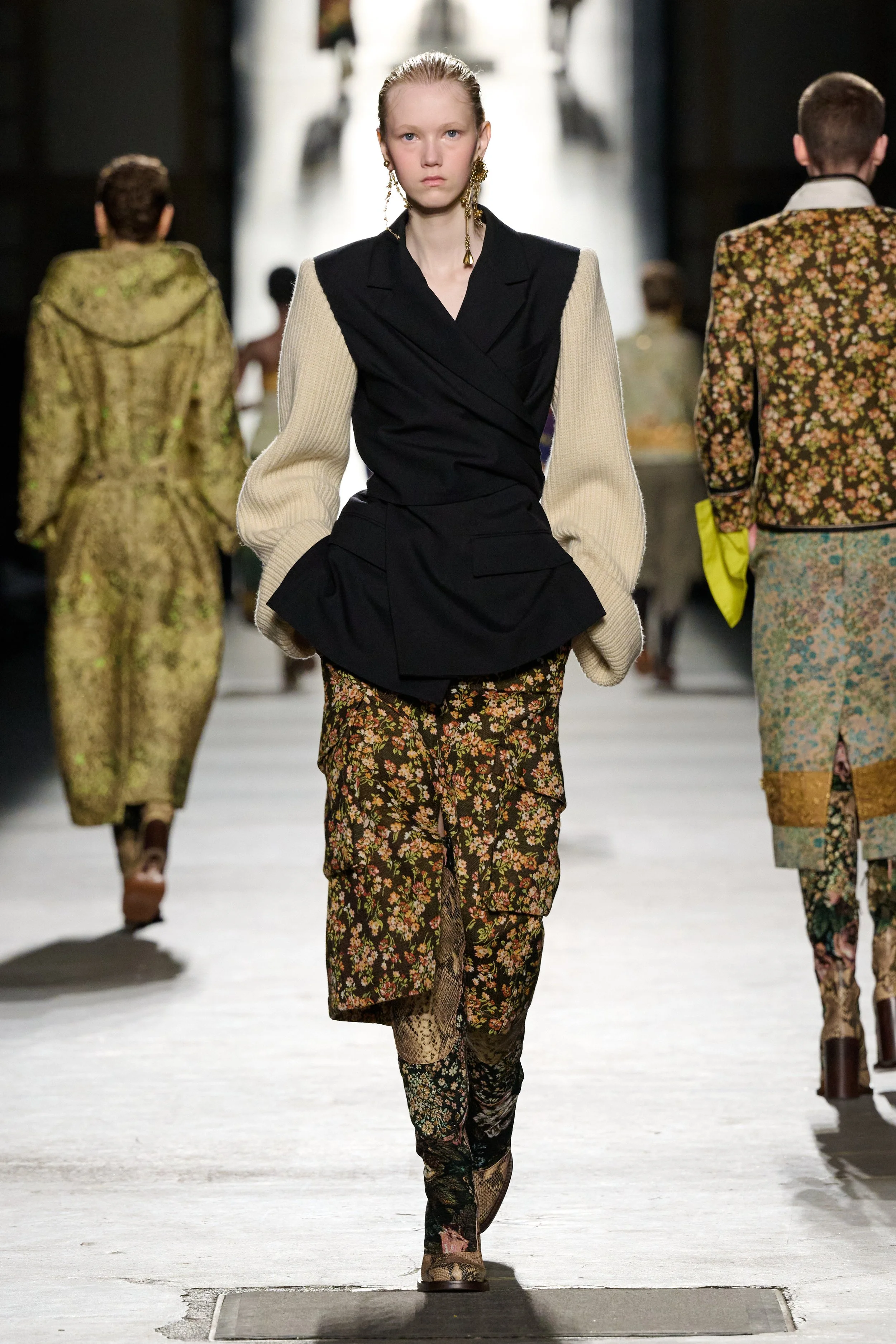Dries Van Noten 2022春夏 ビジューブラレット サイズ34 DRIES VAN NOTEN FW26 - SHOW REPORT - BTB DIGITAL —